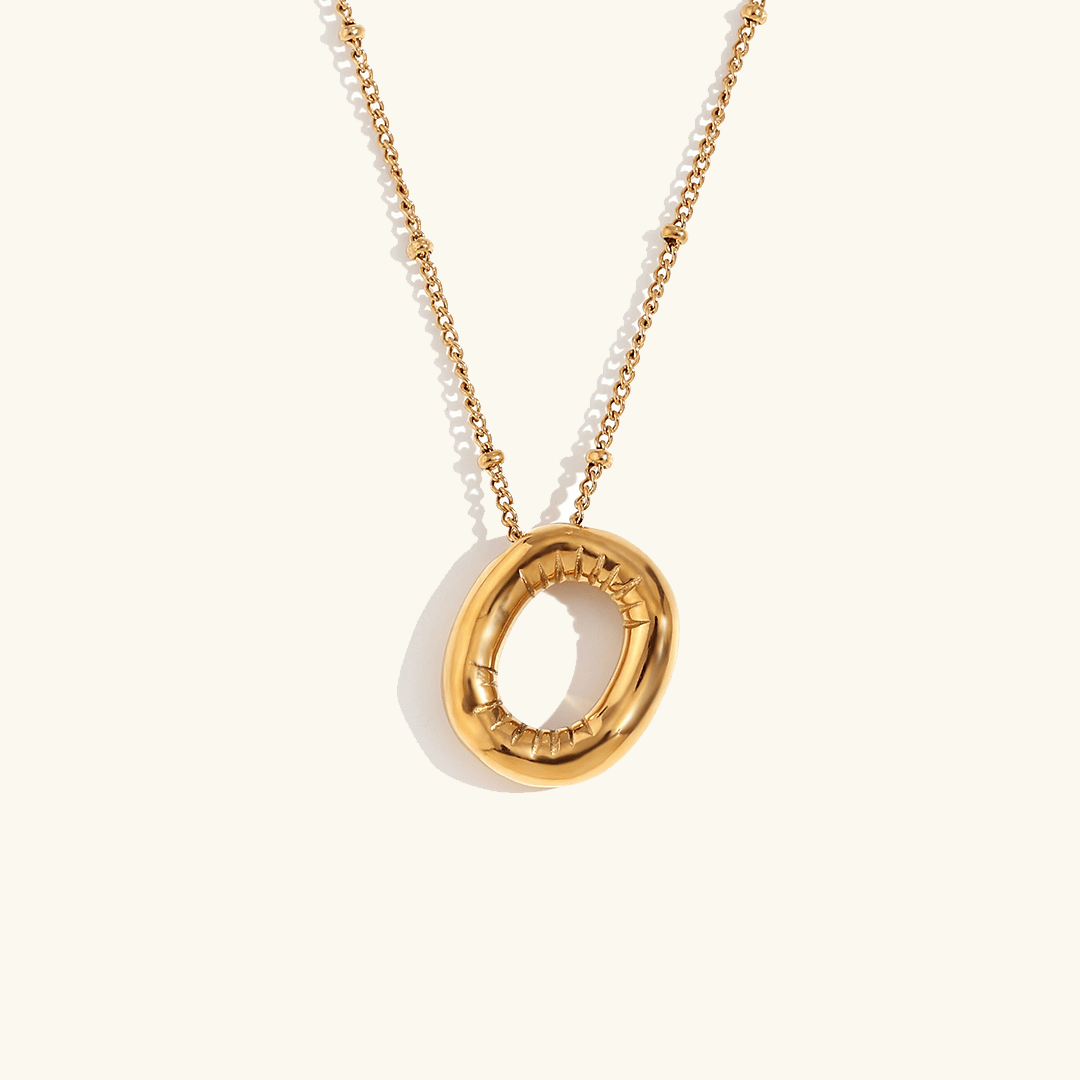 Aurelia Balloon Initial Necklace - Pendant Necklaces