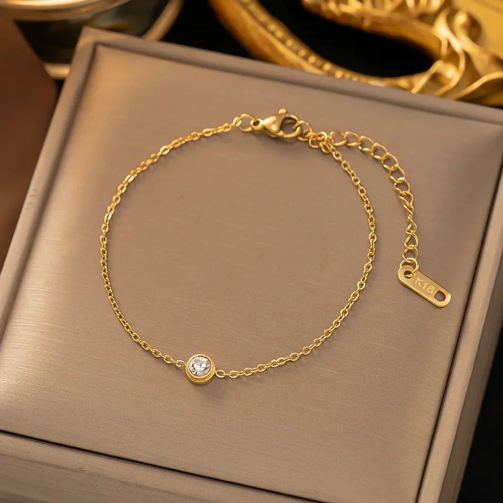 Dainty Gold Crystal Bracelet – Minimalist Adjustable Jewelry - Moederdag armbanden