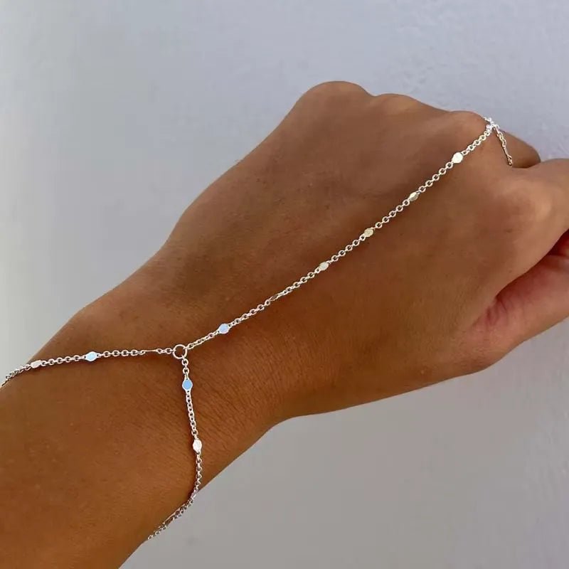 Evelyne Modern Hand Chain Bracelet - Chain & Link Bracelets