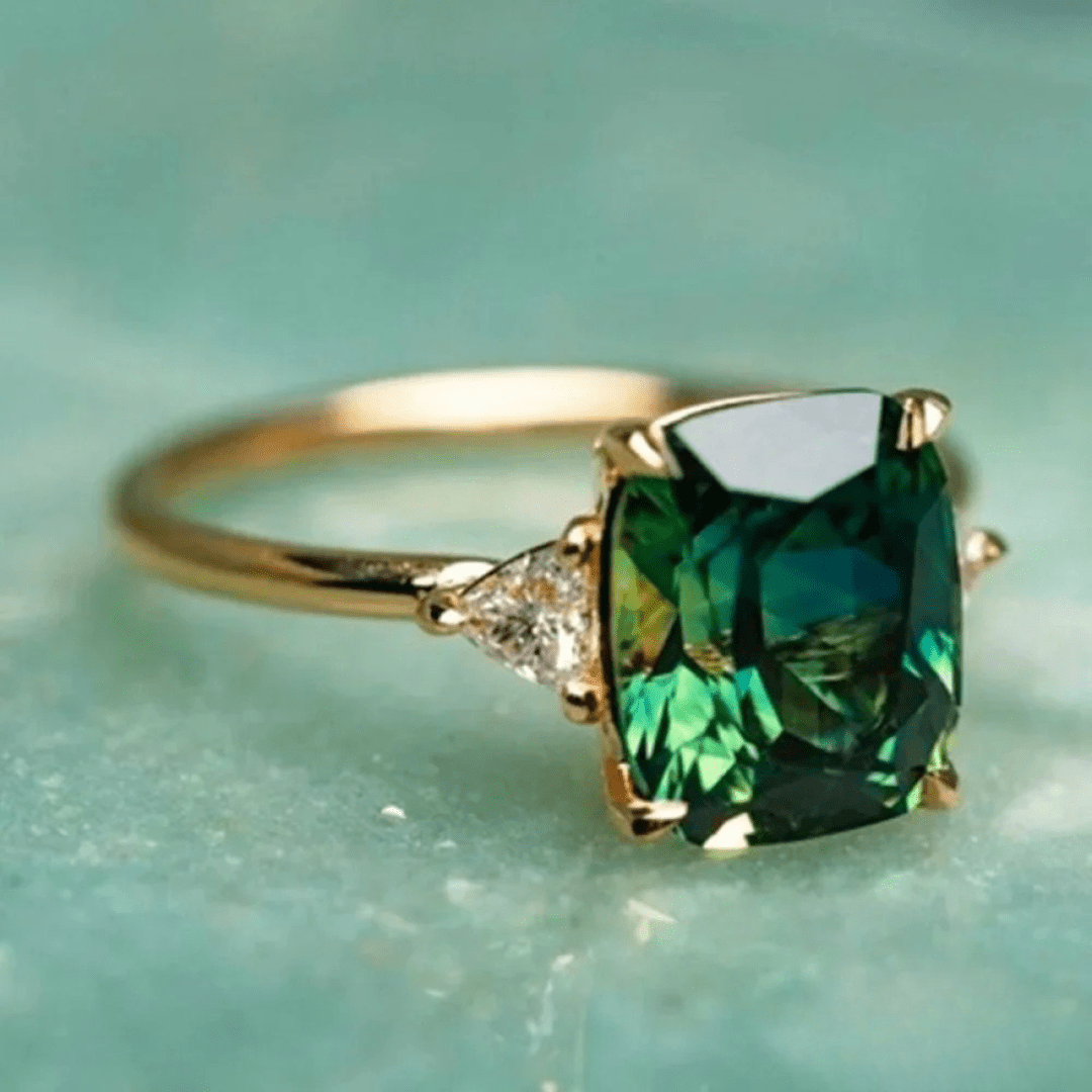 Gold Ring with Emerald - Cut Green Gemstone and Side Diamonds - Ring