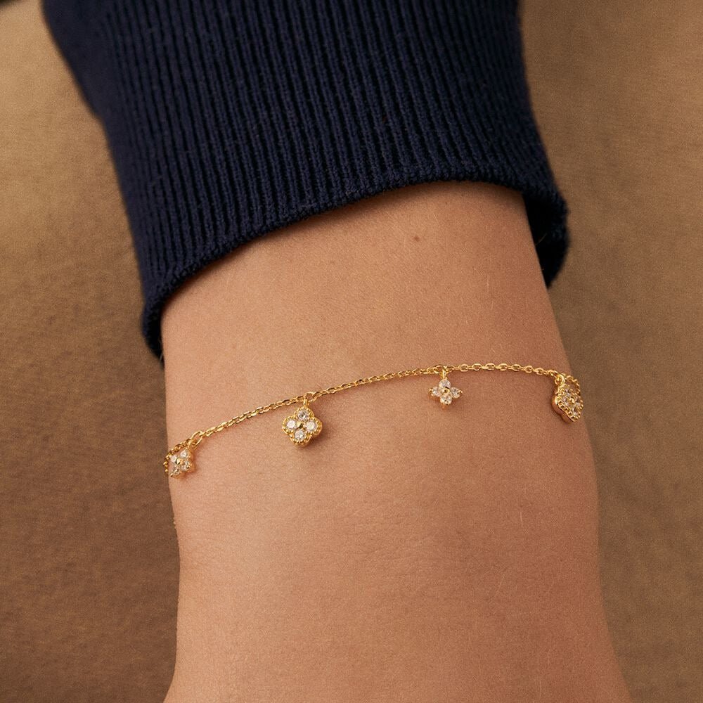 Isla Petite Gold Charm Bracelet - Charm Bracelets
