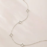 Luna Clover Outline Necklace - Pendant Necklaces