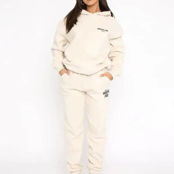 Relaxed - Fit Cropped Hoodie & Jogger Set – Cozy Casual Chic - Women's Outfit Set