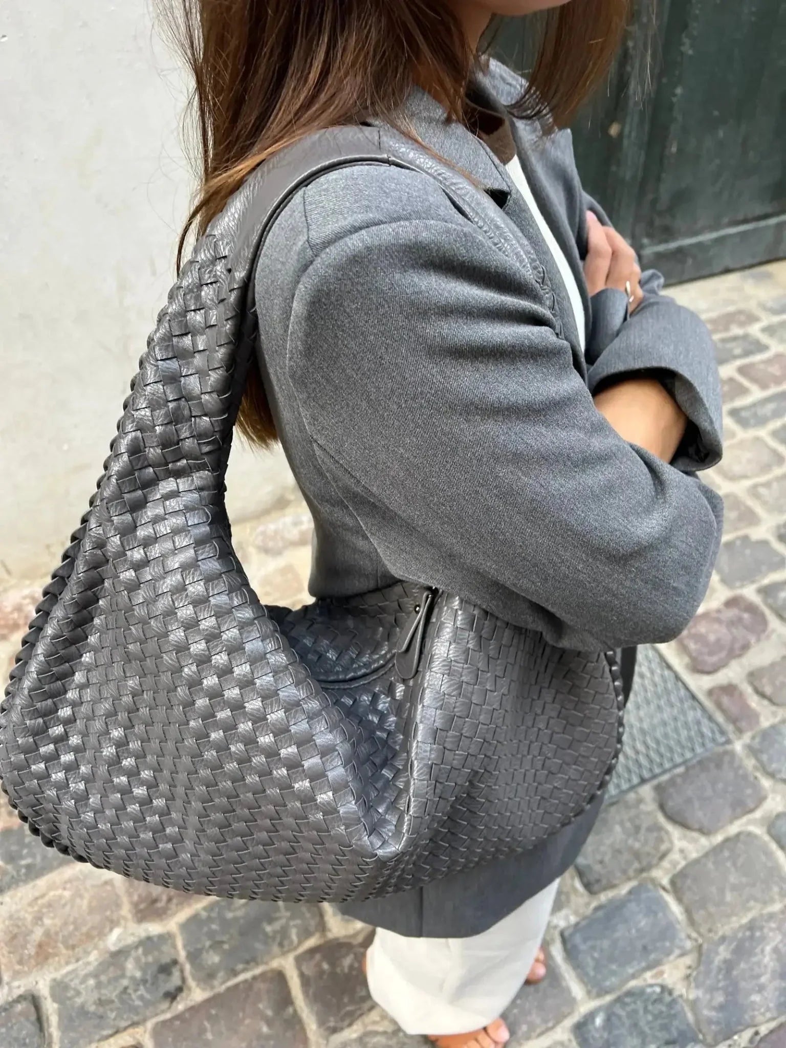 Soft Woven Shoulder Bag – Minimalist Hobo Design with Timeless Appeal - Women's Handbags